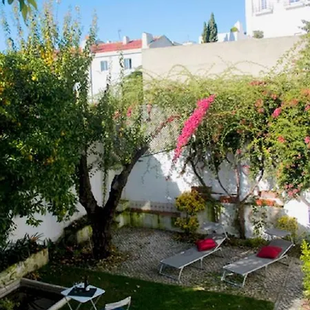 Alfama With Perfect Garden *